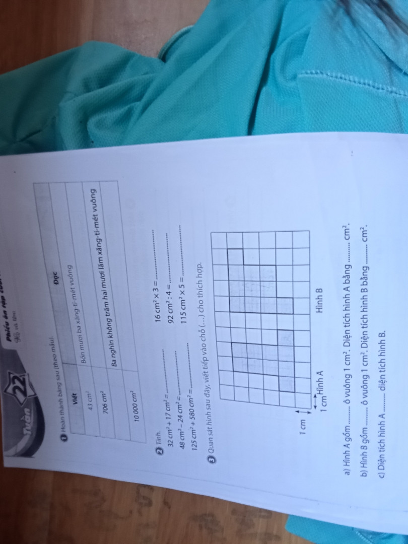 Một trang trại hình chữ nhật có chiều rộng 235m . Chiều dài gấp 3 lần chiều rộng