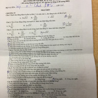 Hai đảo động điều hòa có các phương trình lí độ lần lượt là x1=4cos (100πt+π/2) và x2=5cos(100πt) . Tính biên độ dao động tổng hợp của hai dao động này
