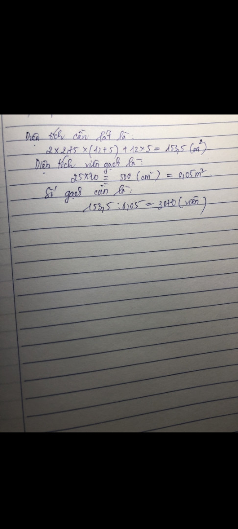 Một bể bơi có chiều dài 12m, chiều rộng 5m và chiều cao 2,75 m. Hỏi người thợ phải dùng bao nhiều viên gạch men hình chữ nhật để lát đáy và xung quanh thành bể bơi đó? Biết diện tích mỗi viên gạch là 0,05m2 (diện tích mạch vữa lát không đáng kể)