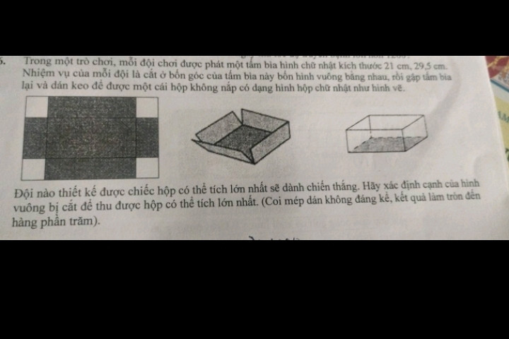 Trong một trò chơi, mỗi đội chơi được phát một tấm bia hình chữ nhật kíchthước 2
