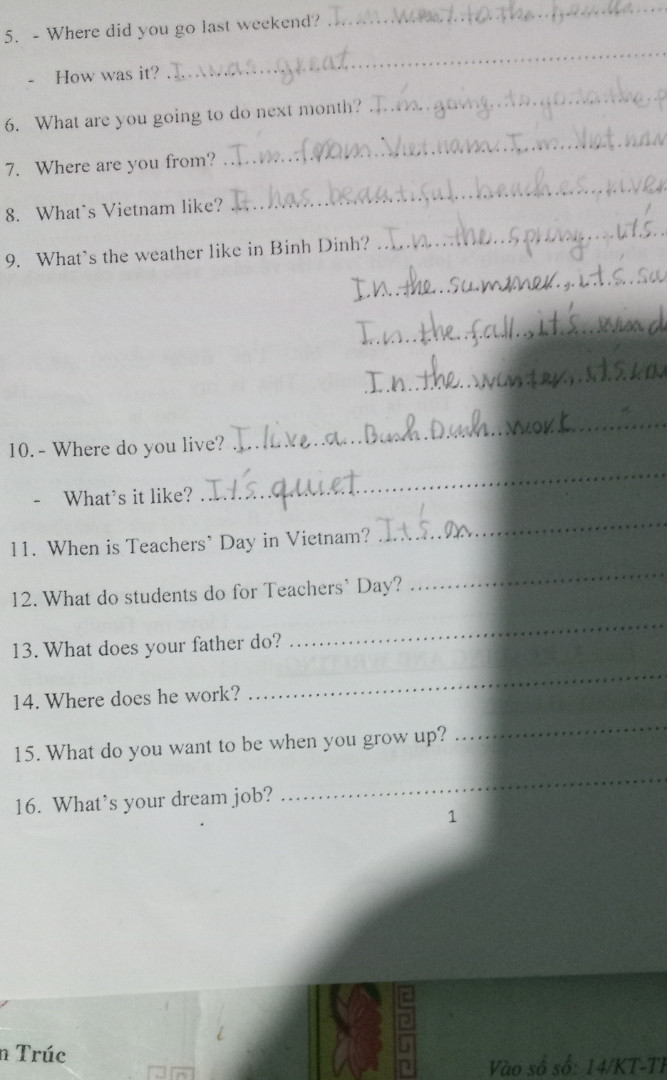 chọn các động từ cho sẵn và cho dạng đúng của các động từ đó sao cho phù hợp với...