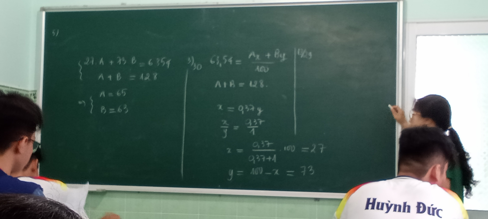 H2O có phải là khí không ?