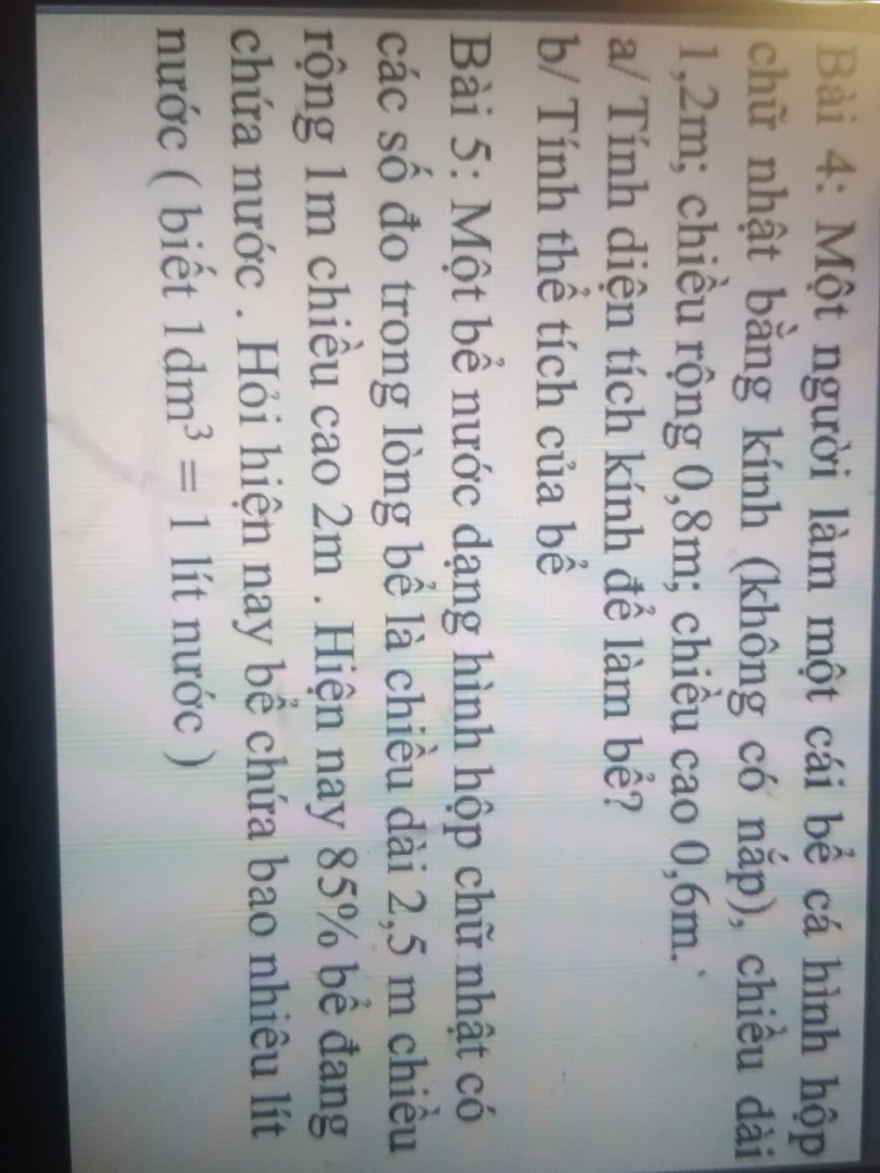 Tả cánh đồng lúa vào cuối xuân