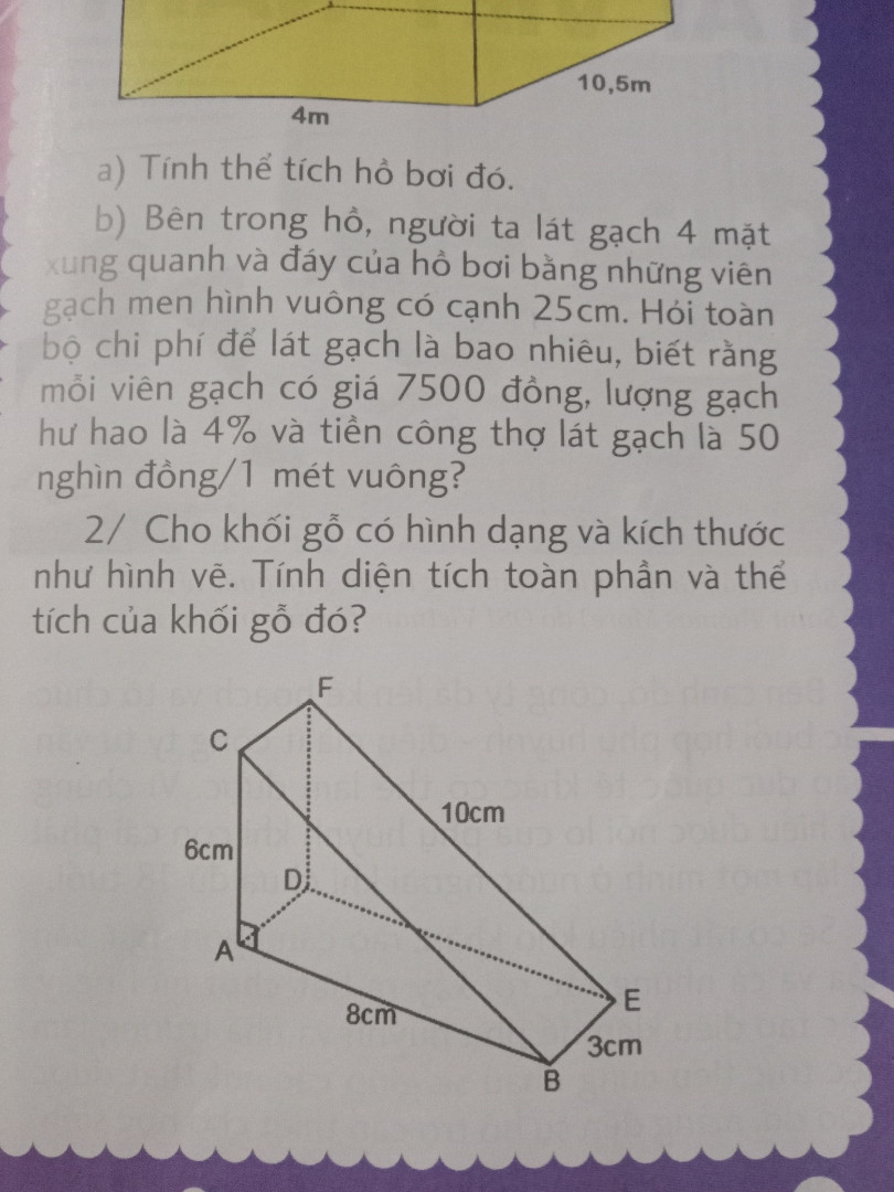 Một hồ bơi dạng hình hộp chữ nhật có chiều rộng 4m chiều dài 10,5m chiều sâu 3ma