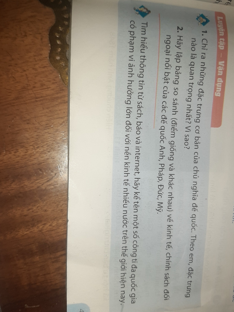 14) Em có nhận xét gì về tác động của phong trào nông dân ở Đảng Ngoài đối với x...