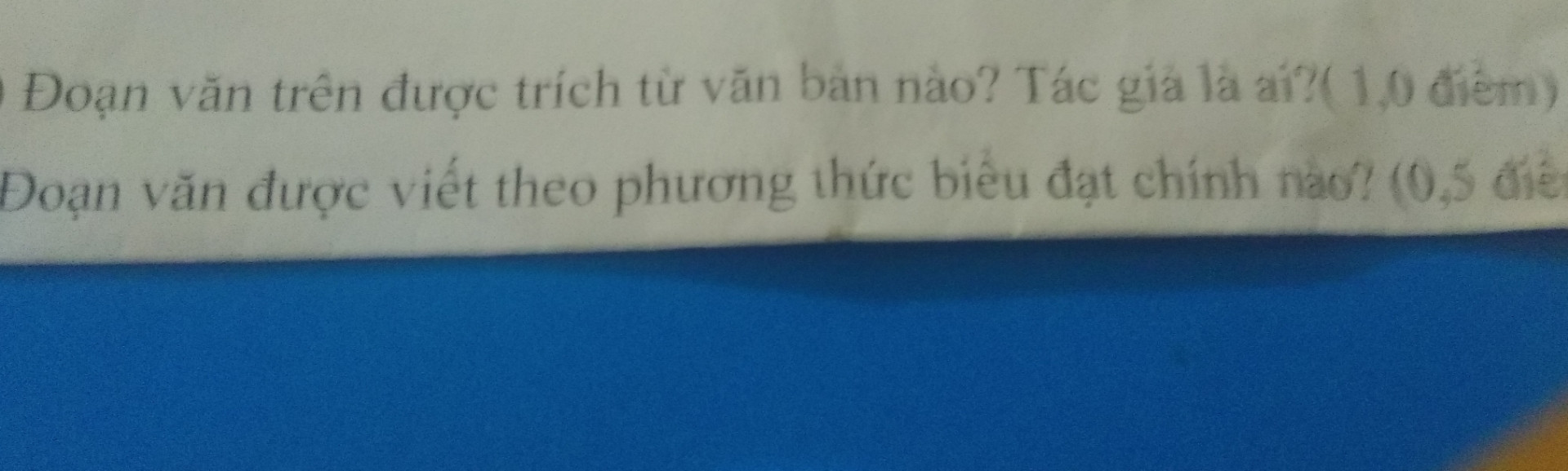 Chứng minh giản dị là đức tính nổi bật của Bác Hồ
