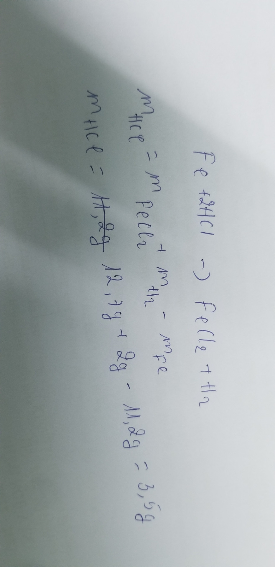 Cho 11,2g Fe. Phản ứng hết với dung dịch HCl thu được 12,7g FeCl2 và 2g H2 a) viết công thức hóa học b) tính khối lượng  phản ứng