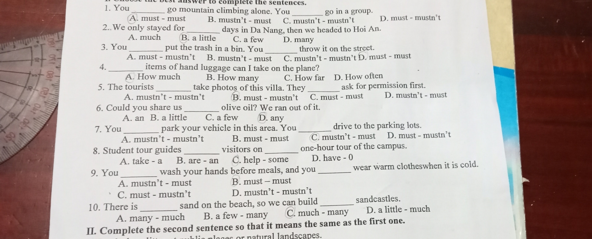 Trong không gian Oxyz, cho mặt cầu (S): (x-1)^2+ (y-2)^2+ (z-3)^2=25