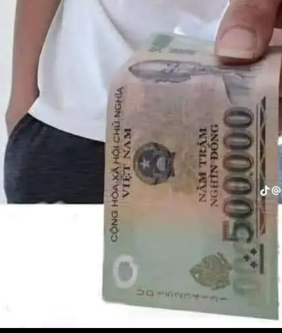 Việc thể hiện sự cá biệt của bộ của số đông các bạn trong lớp và của J hoàn toàn khác nhau sự việc khác nhau ấy biểu hiện cụ thể như thế nào đọc văn bản 2 trang 58