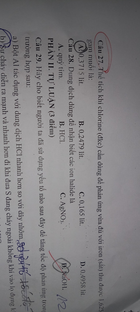 thể tích khí chlorine (đkc) cần dùng để phản ứng vừa đủ với iron (sắt) thu được 1,625 gam muối là:
 A.0,3715lít   B.0,2479lít  C.0,165lít  D.0,4958lít