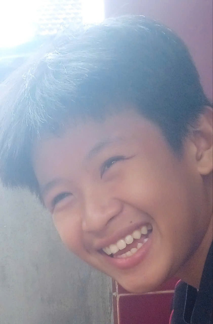 Cho hình thang ABCD (AB // CD) có AC = BD. Qua B kẻ đường thẳng song song với AC...