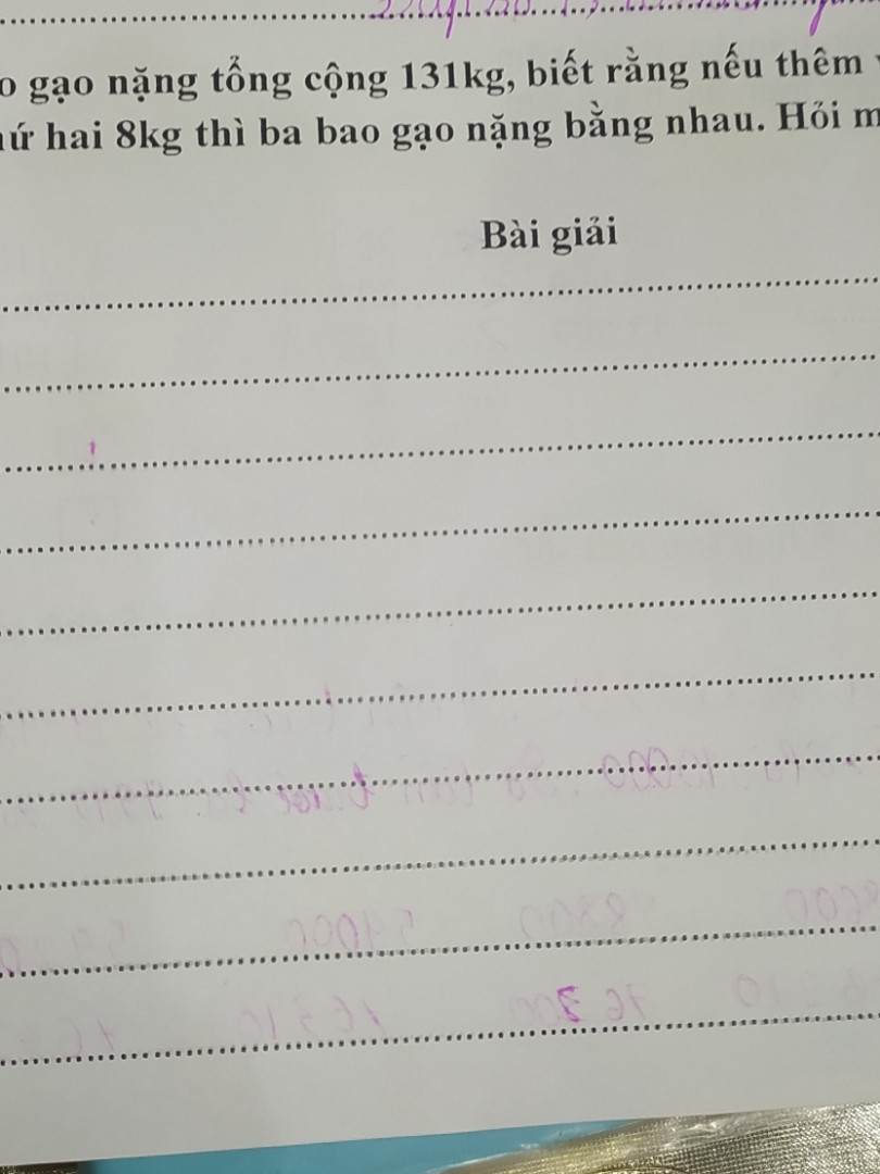 Có ba bao gạo nặng tổng cộng 131 kg biết rằng nếu thêm vào bao thứ nhất 5 kg và bao thứ hai 8 kg thì ba bao nặng bằng nhau hỏi mỗi bao đựng bao nhiêu kg
