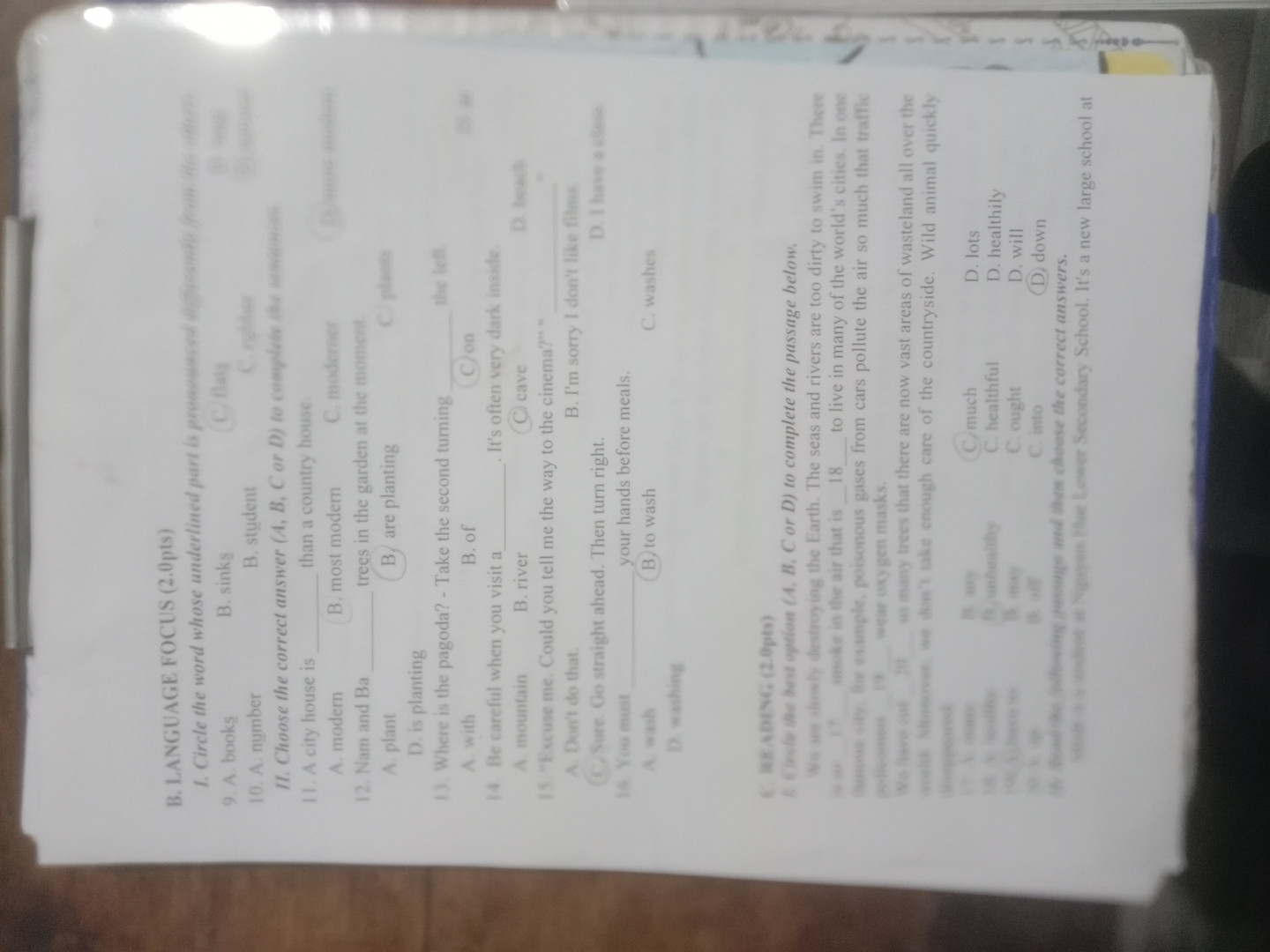 Tiếng anh sách mới ạ
 giải bài tập tiếng anh sách mới  lớp 6 : /a/:/^/:trong tiếng anh mà em biết ít nhất 5 từ mỗi hàng
/a/:......
/^/:......
Làm giúp em vs ạ 
E sẽ tim cho  ạ