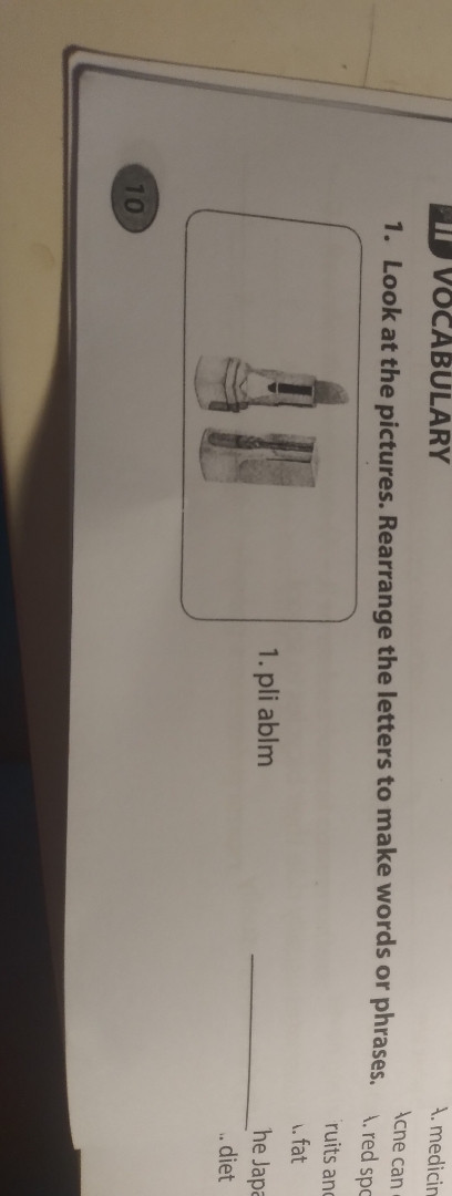 Son môi có từ pli ablm ghép lại