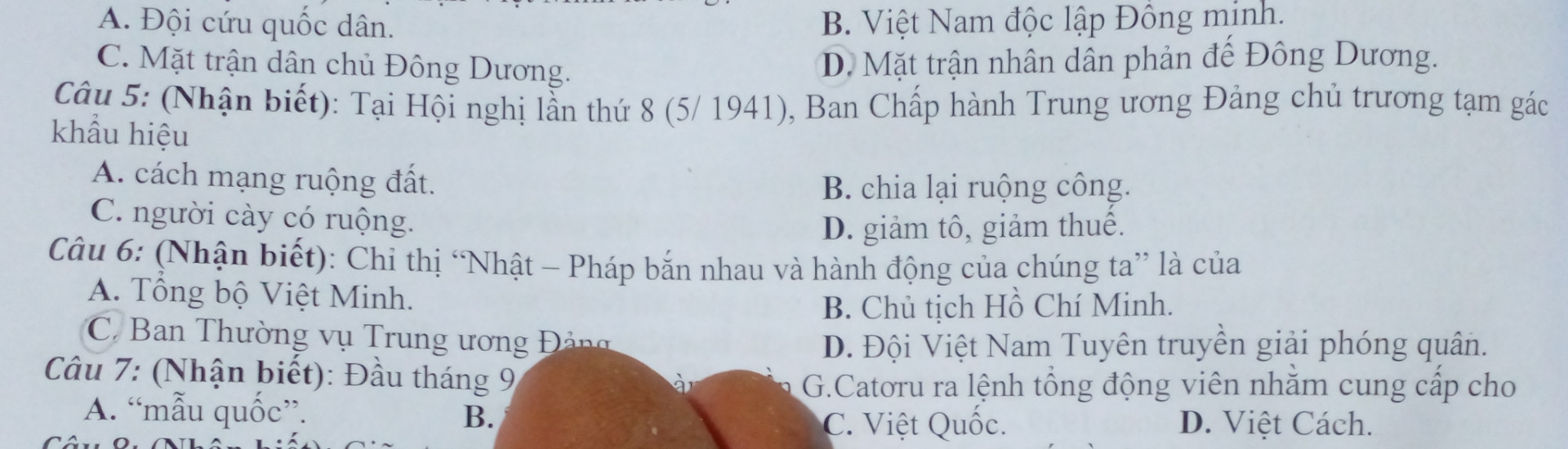 Tai hoi nghi lan thu 8(5/1941) ban chap hanh trung ung dang chu truong tam gac khau hieu