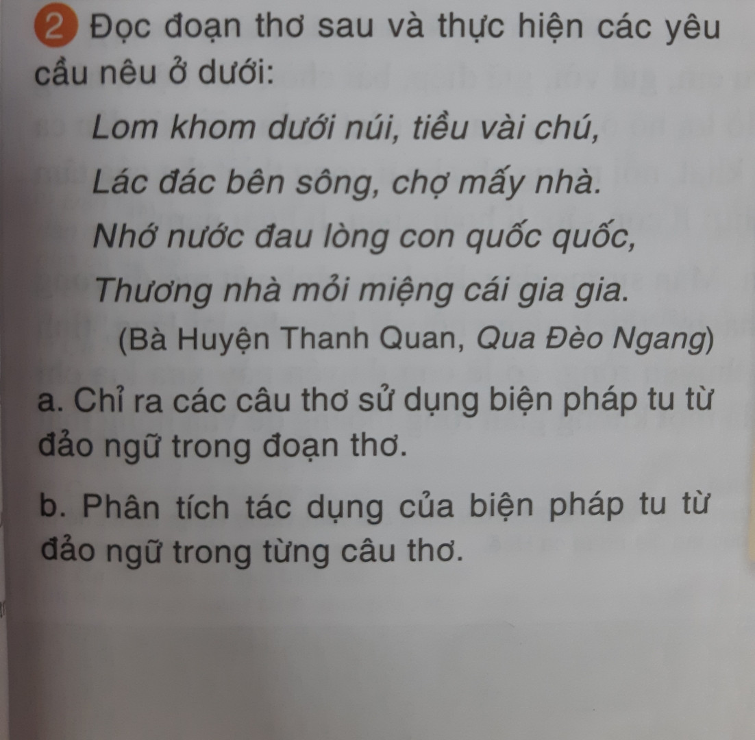 chỉ ra câu thơ, câu văn có sử dụng biện pháp tu từ đảo ngữ trong các trường hợp sau: a.Lặn lội thân cò khi quãng vắng 
Eo sèo mặt nước buổi đò đông 
b. Xóm làng xanh mát bóng cây,
Sông xa trắng cánh buồm bay lưng trời. 
c.Chị dậu về đến đầu nhà đã nghe tiếng khóc khàn khàn của hai đứa trẻ. Sấp ngửa, chị chạy vào cổng, quẳng cả rổ mẹt, mê nón xuống sân, rồi vội vàng chị vào trong nhà