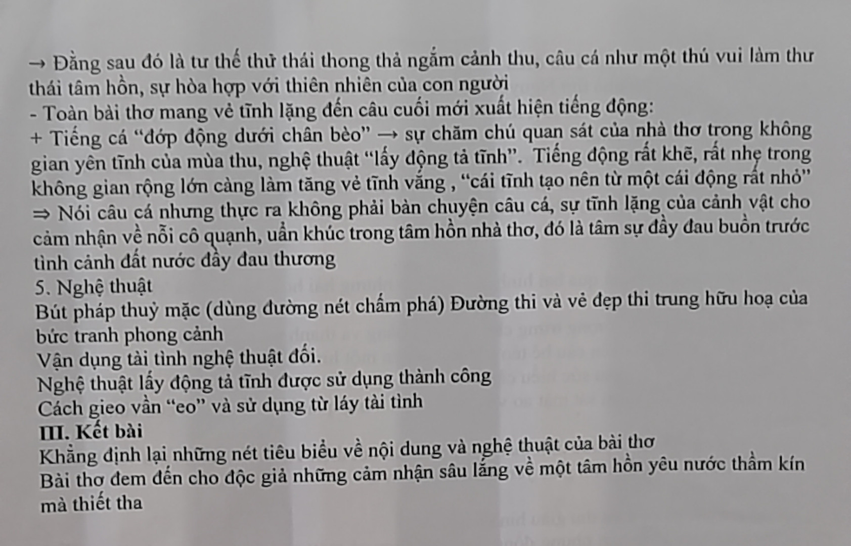 Dựa theo dàn ý này và giúp mình làm 1 bài văn phân tích bài thơ Thu Điếu này, có nhiều yếu tố nghệ thuật