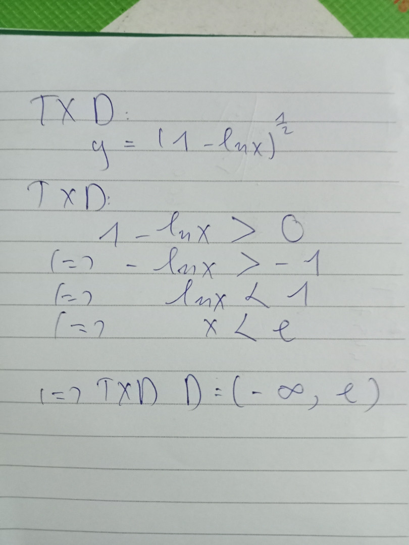 Tập xác định của hàm số y=(1-lnx)^1/2 là