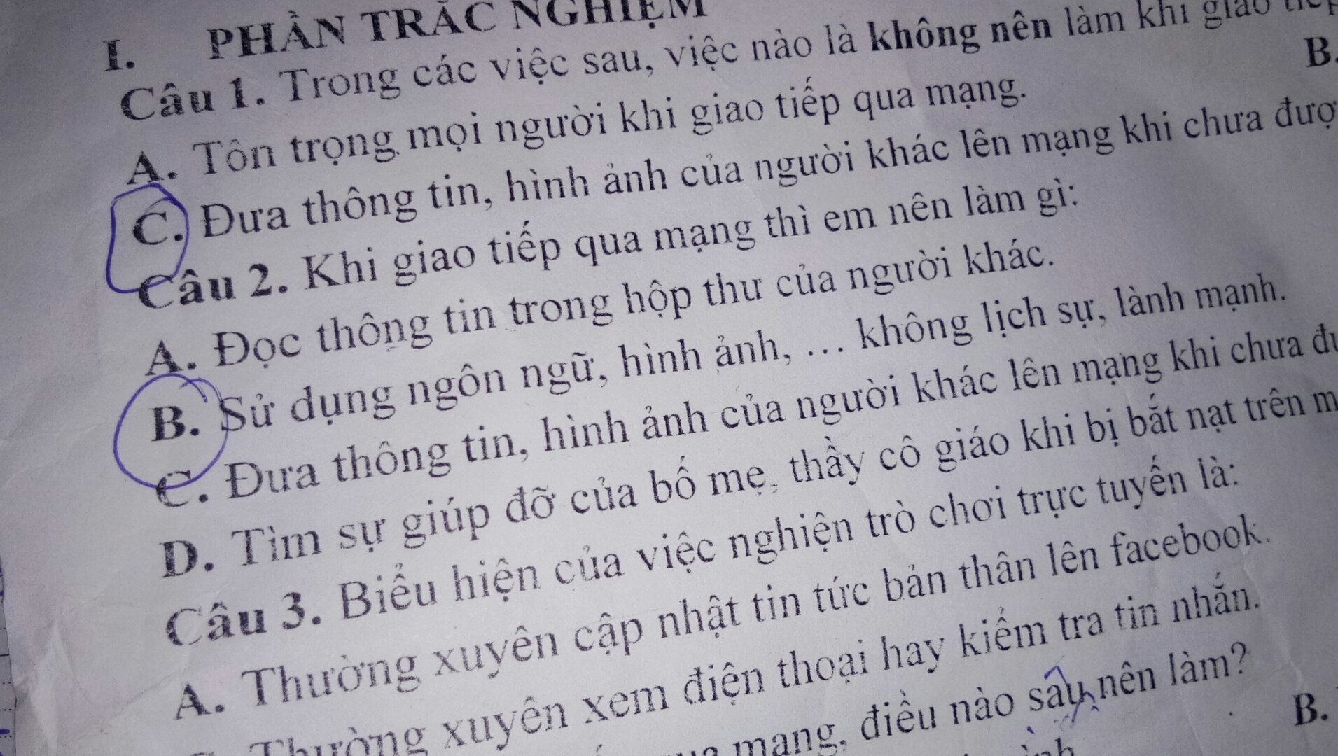 nêu chức năng của một số thiết bị vào ra trong thu nhận lưu trữ, xử lý, và chuyề...